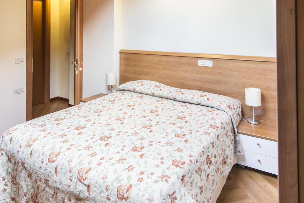 Residenza Carracci Aparthotel Bolonha Exterior foto