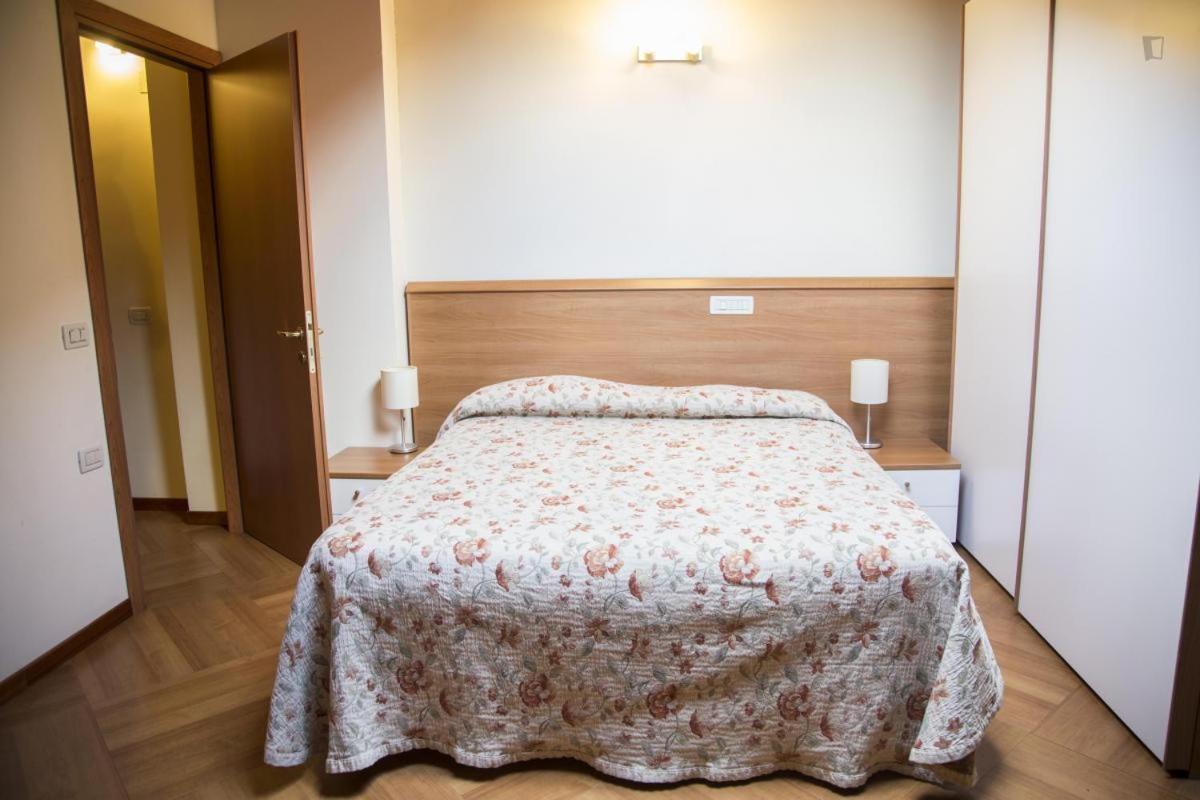 Residenza Carracci Aparthotel Bolonha Exterior foto